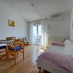 Apartman Summer 2026 Apartments Near The Beach *