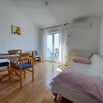 Summer 2026 Apartments Near The Beach