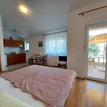 Summer 2026 Apartments Near The Beach Zadar