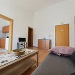 Summer 2026 Apartments Near The Beach *