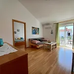 Summer 2026 Apartments Near The Beach *