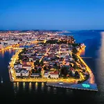 Summer 2026 Apartments Near The Beach Apartment *