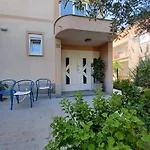 Summer 2026 Apartments Near The Beach *