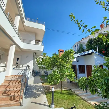 Summer 2026 Apartments Near The Beach * 자다르