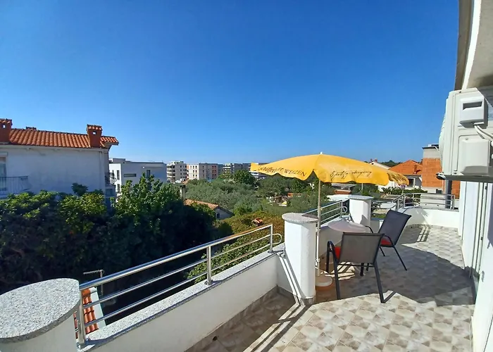 Summer 2026 Apartments Near The Beach *