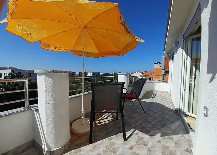 Summer 2026 Apartments Near The Beach 아파트 자다르