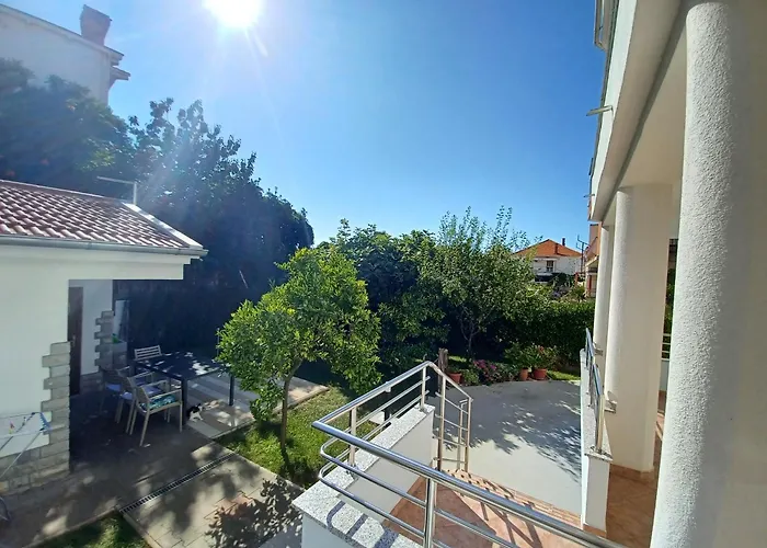 Summer 2026 Apartments Near The Beach 아파트 자다르